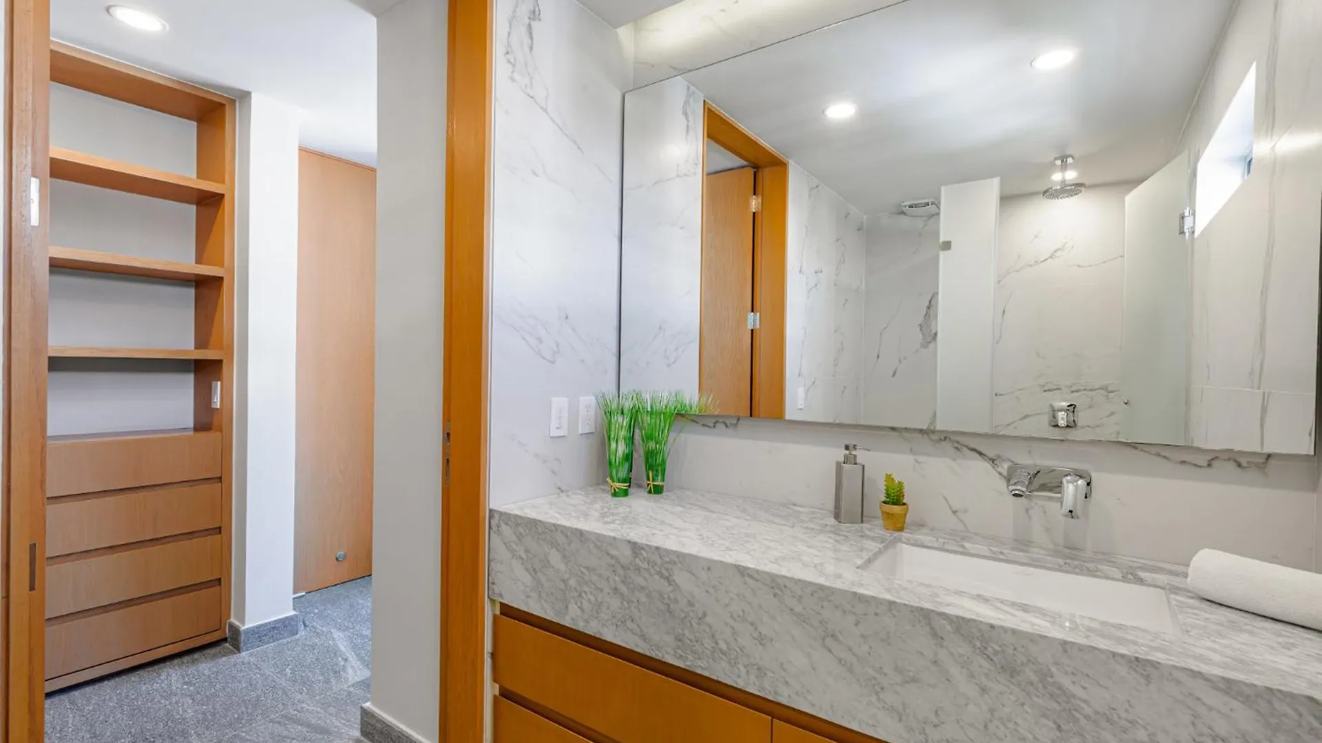 קנקון Oceanview 3 Bedroom Condo, Rooftop Pool&Jacuzzi, Beach! דירה